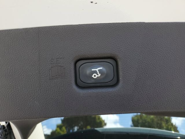 2022 Lincoln Nautilus Black Label