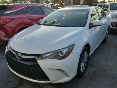 2017 Toyota Camry SE