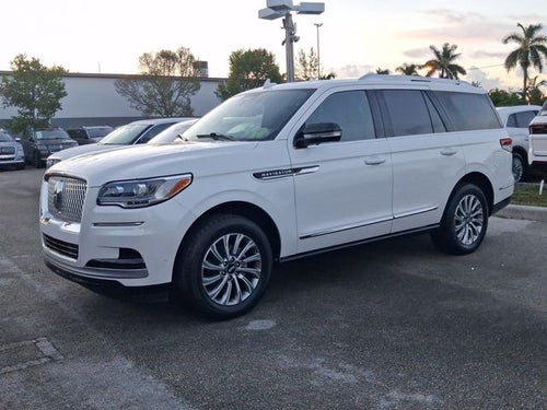 2024 Lincoln Navigator Premiere