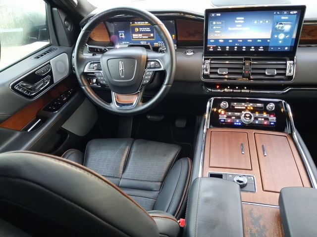 2023 Lincoln Navigator Black Label