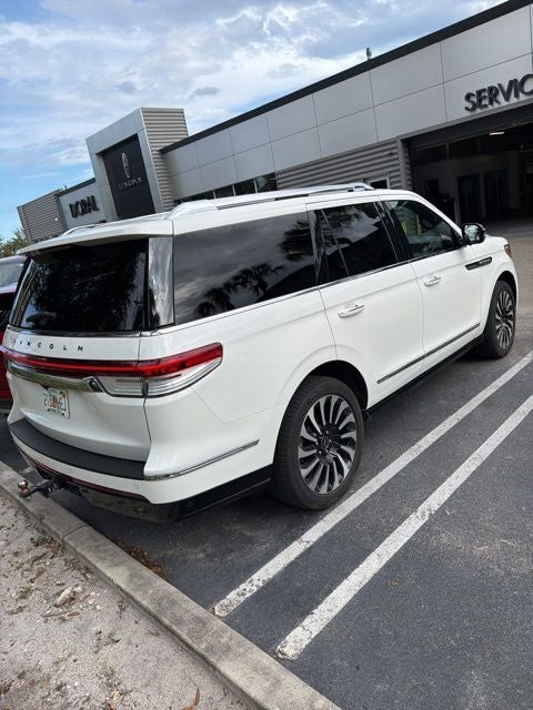 2022 Lincoln Navigator Black Label