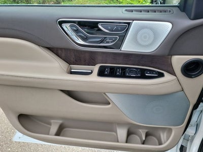 2022 Lincoln Navigator L Reserve