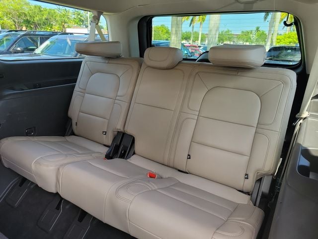 2022 Lincoln Navigator L Reserve