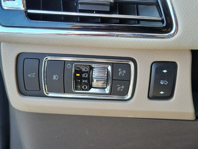 2022 Lincoln Navigator L Reserve