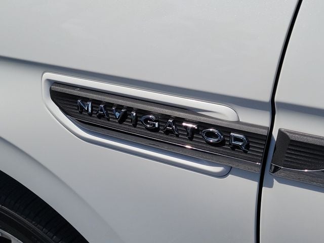 2022 Lincoln Navigator L Reserve