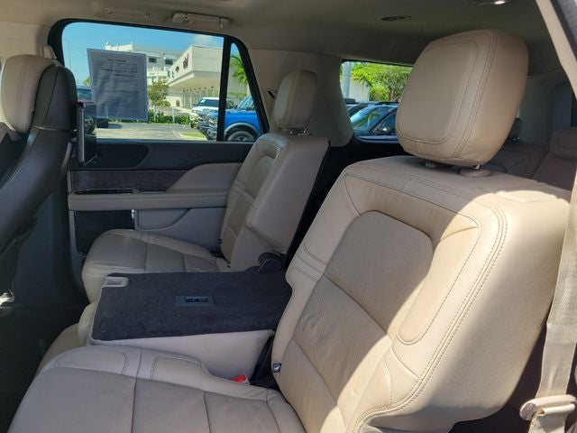 2022 Lincoln Navigator L Reserve