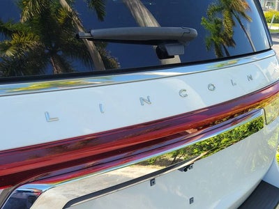 2022 Lincoln Navigator L Reserve