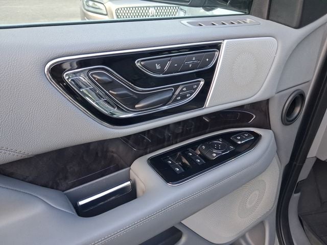 2020 Lincoln Navigator L Reserve