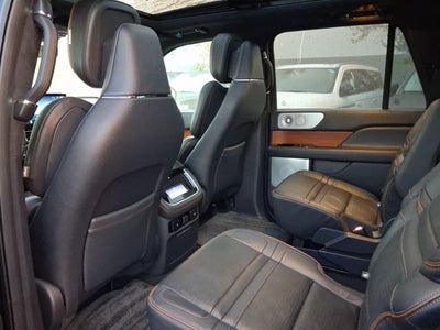 2024 Lincoln Navigator L Black Label