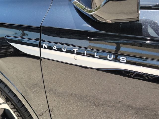 2024 Lincoln Nautilus Reserve