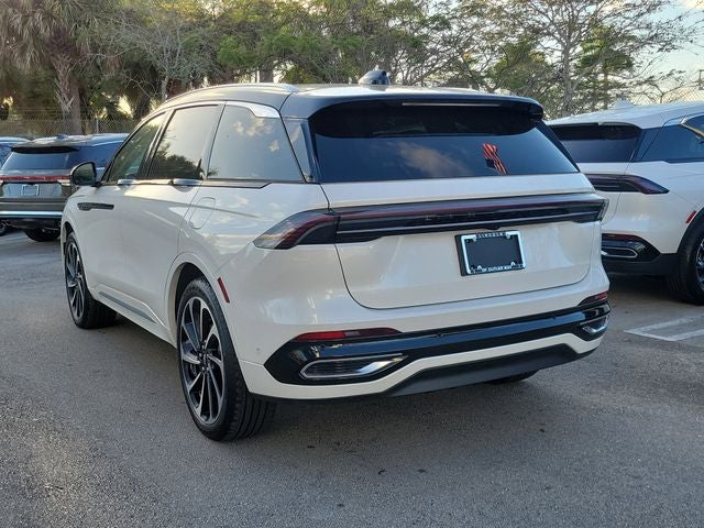 2024 Lincoln Nautilus Black Label