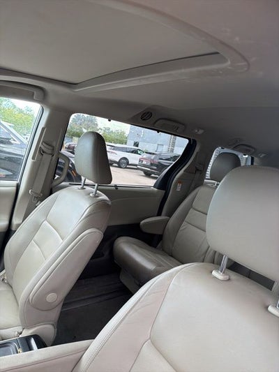 2020 Toyota Sienna XLE 8 Passenger