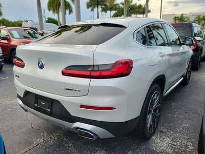 2023 BMW X4 xDrive30i