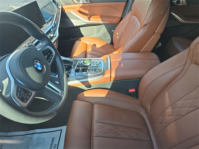 2025 BMW X7 M60i