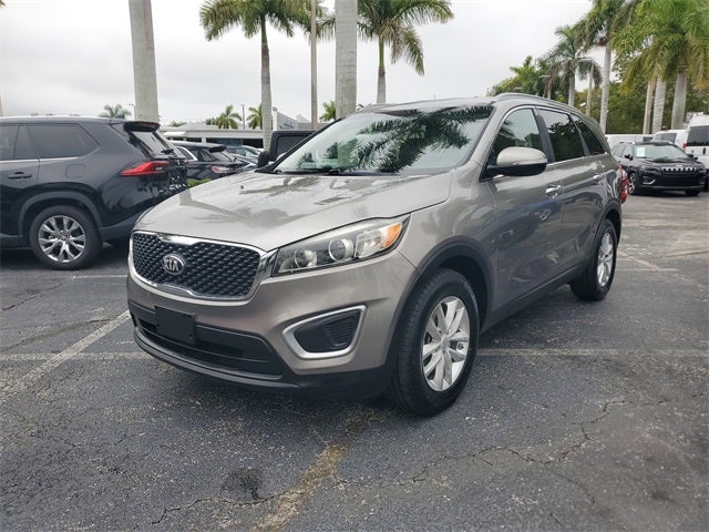 2017 Kia Sorento LX