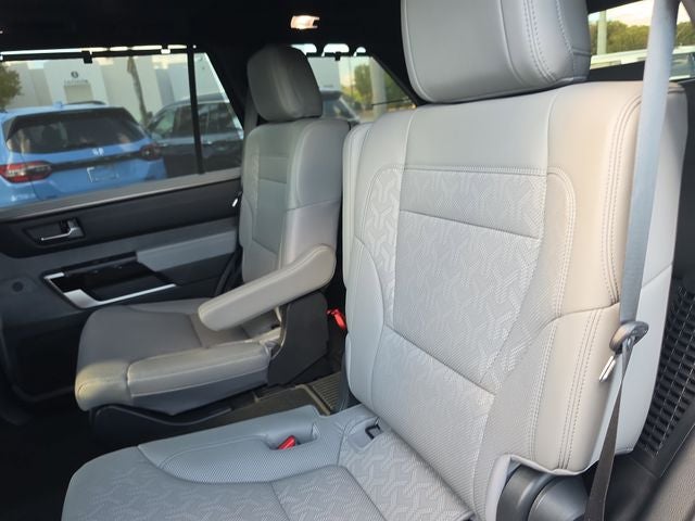 2025 Toyota Sequoia SR5