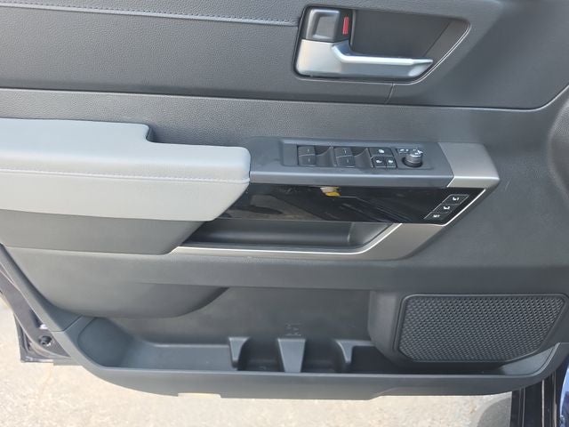 2025 Toyota Sequoia SR5