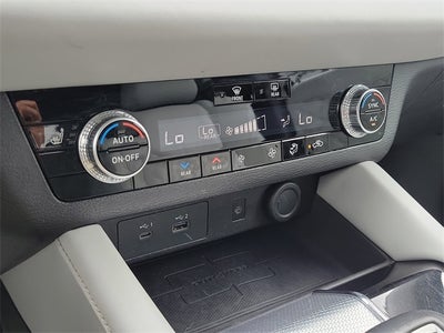 2022 Mitsubishi Outlander SEL