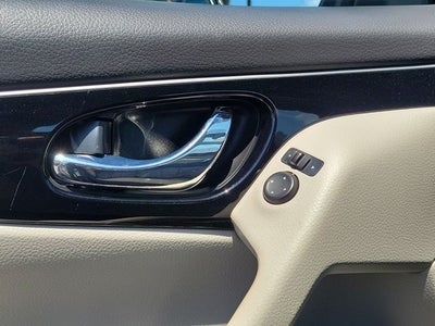 2017 Nissan Rogue Sport SL