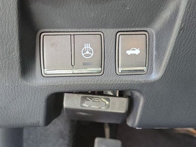 2016 INFINITI Q70 3.7