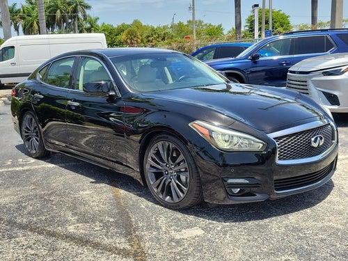 2016 INFINITI Q70 3.7