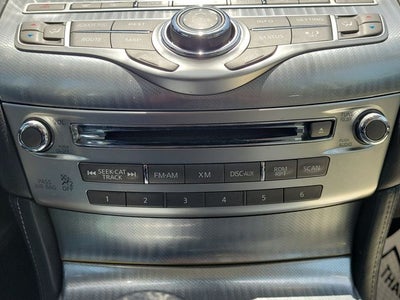 2016 INFINITI Q70 3.7