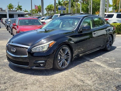 2016 INFINITI Q70 3.7