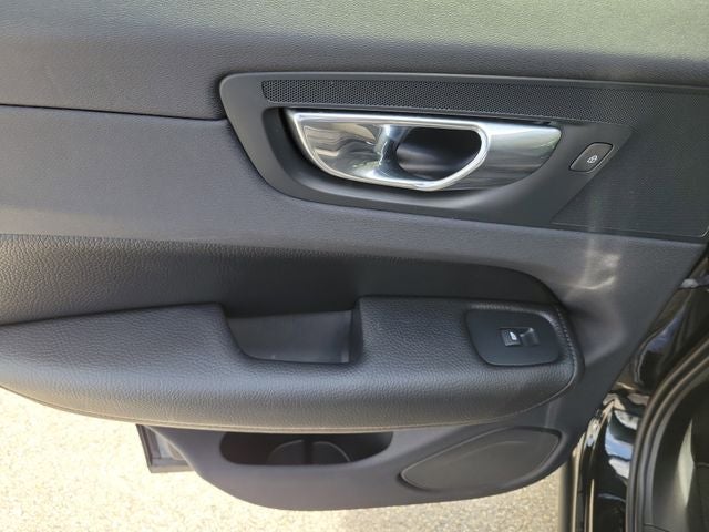 2018 Volvo XC60 T5 Momentum
