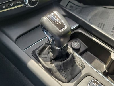2018 Volvo XC60 T5 Momentum