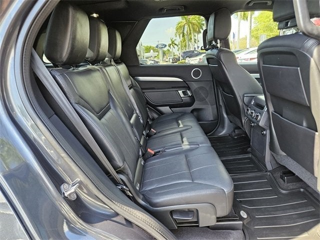 2020 Land Rover Discovery Landmark Edition