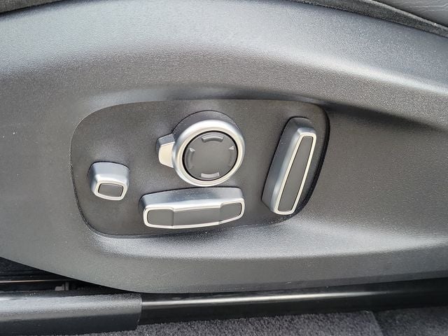 2022 Land Rover Range Rover Sport SVR