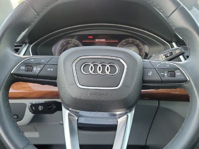 2025 Audi Q5 40 Premium quattro