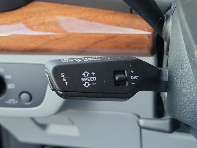 2025 Audi Q5 40 Premium quattro