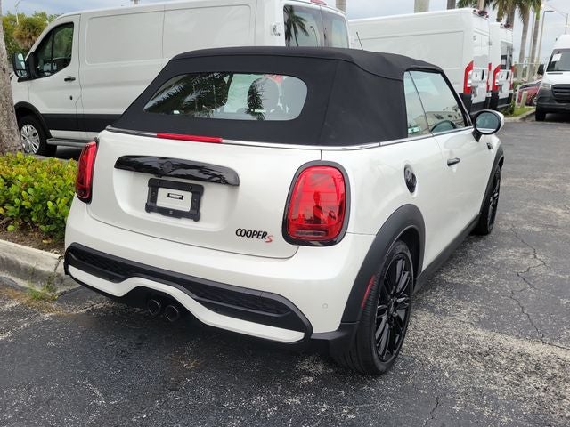 2023 MINI Cooper S Base