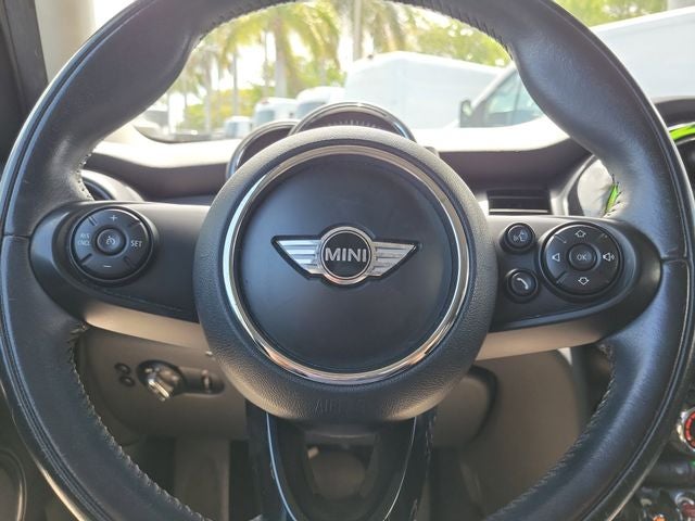 2017 MINI Cooper Base