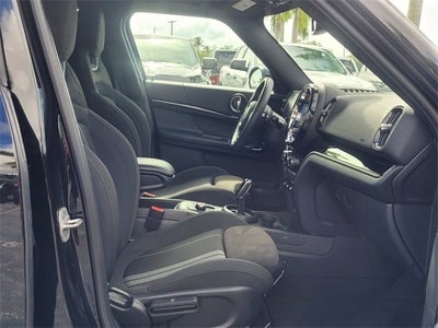 2022 MINI John Cooper Works Countryman Base