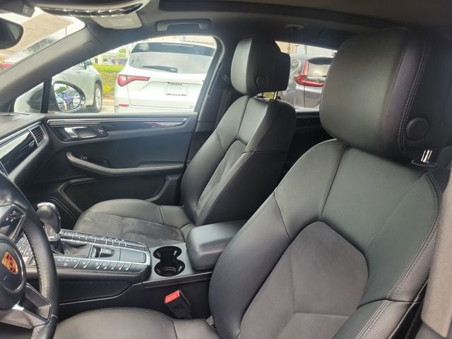 2018 Porsche Macan Sport Edition