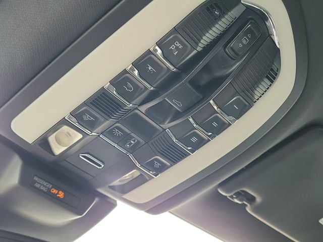 2018 Porsche Macan Sport Edition