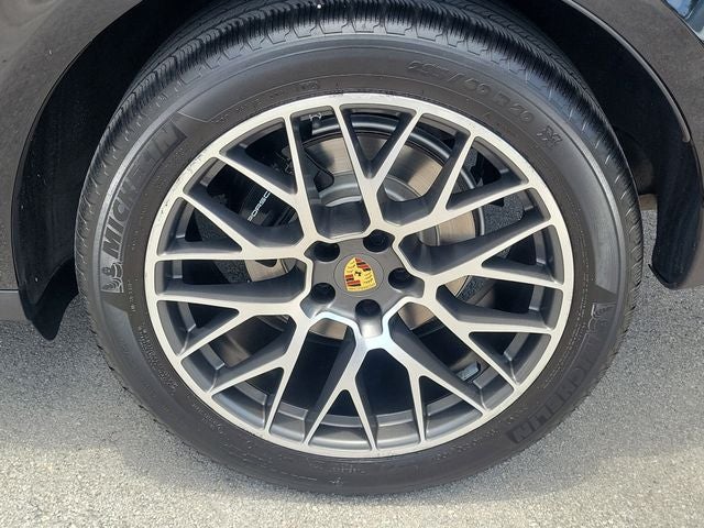 2018 Porsche Macan Sport Edition