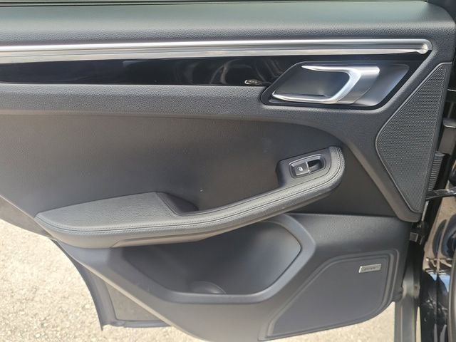 2018 Porsche Macan Sport Edition