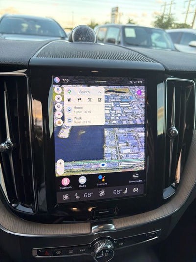 2022 Volvo XC60 B6 Inscription