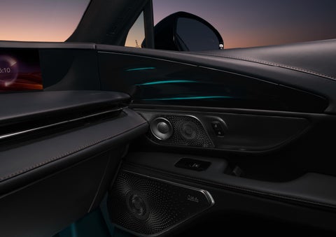 Selectable ambient lighting glows in the passenger door panel. | Lincoln of Cutler Bay in Miami FL