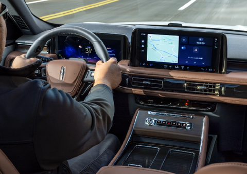 A person is driving a 2025 Lincoln Aviator® SUV from inside the cabin. | Lincoln of Cutler Bay in Miami FL